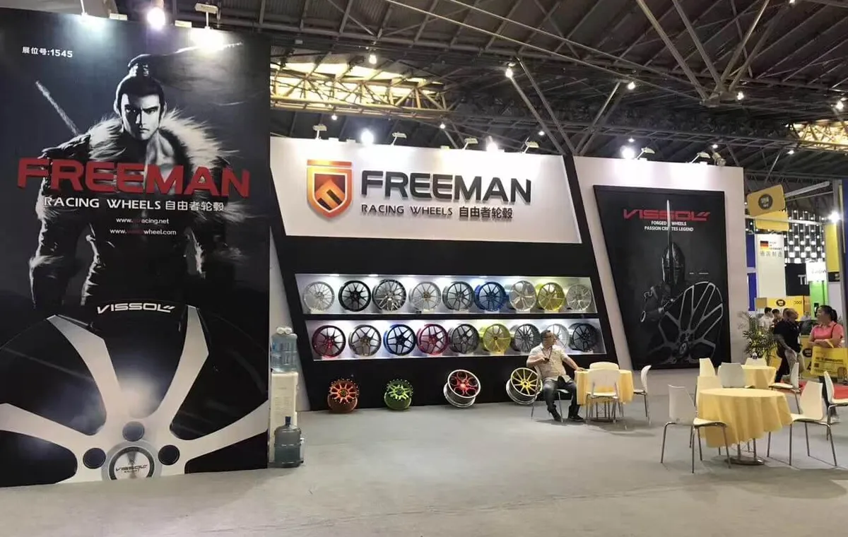 Freeman Wheels exhibition and customer communication